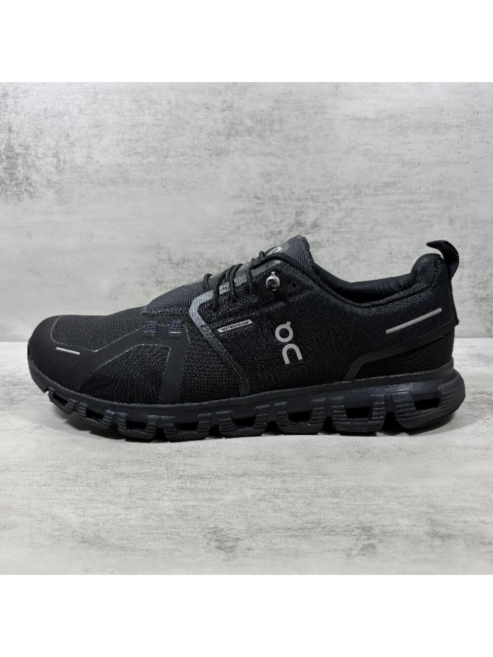 On Cloud 6 Waterproof Running Shoes - Men's Size 11 - Black